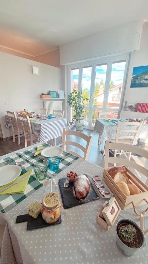 B&B Panorama Iseo Bagian luar foto